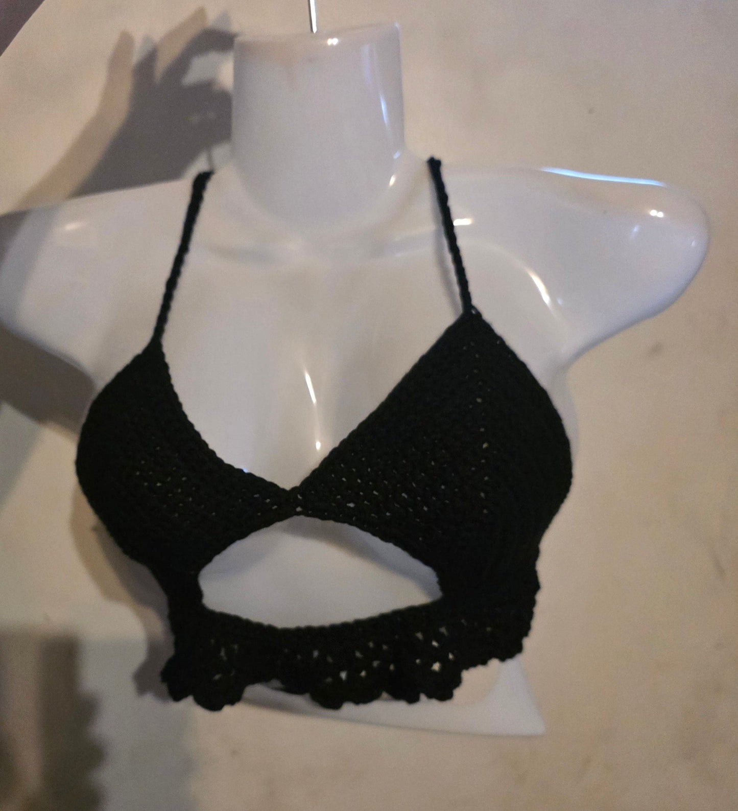 Solid Color Peekaboob Crop Top